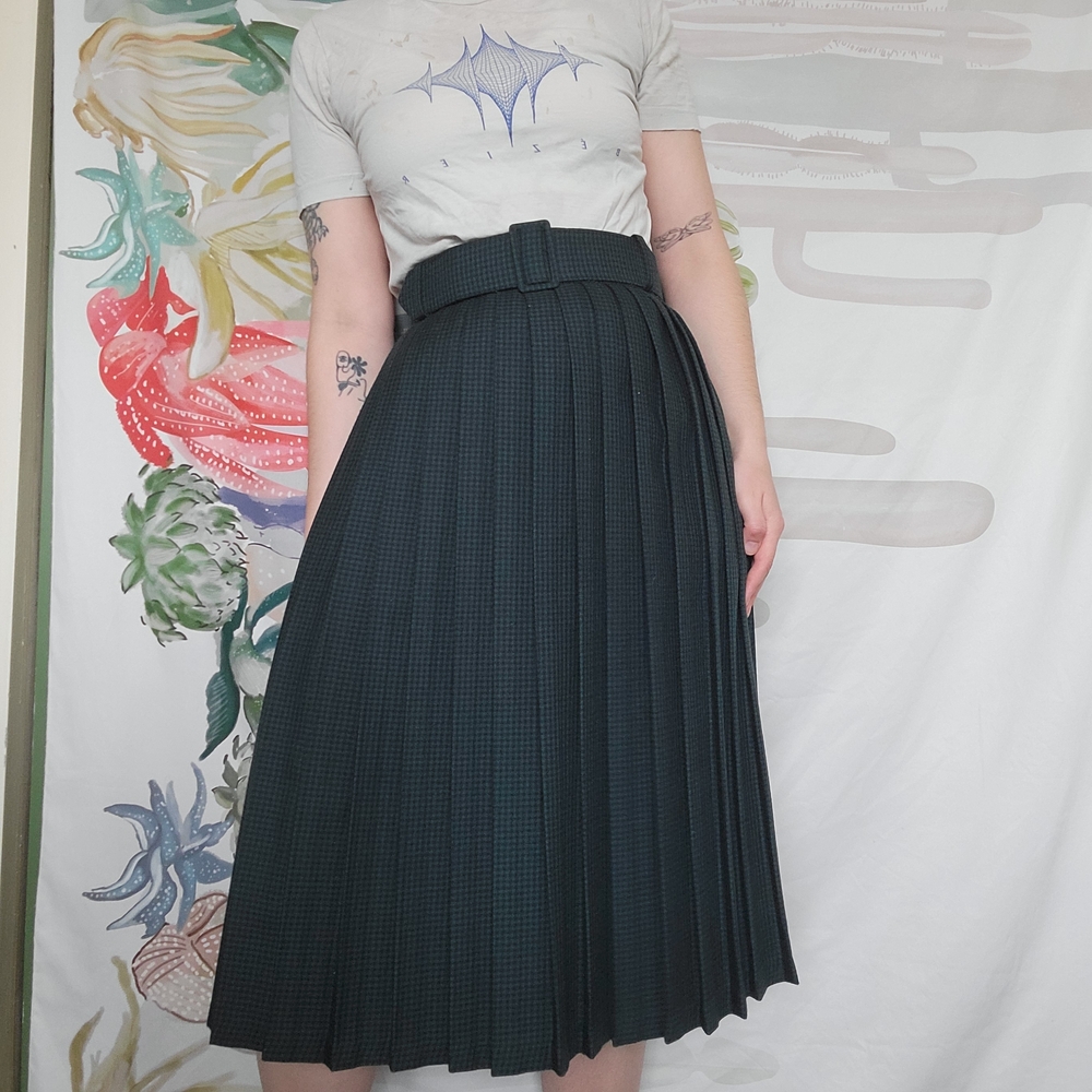 Green Pleated Wool Skirt